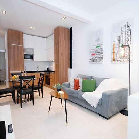 For You Rentals Apartamento Temporal Con Encanto En Malasana Min24 Madrid Extérieur photo